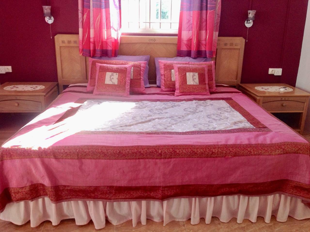 Fayruz Villa Is A 3 Bedroom, 3 Bathroom Detached House With Ac And Swimming Pool 5 Minutes Walk From Flic En Flac Public Beach Zewnętrze zdjęcie
